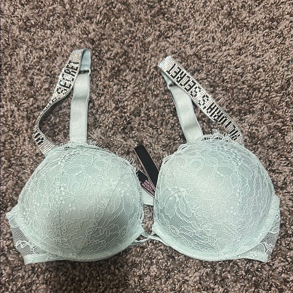 Victoria's Secret Green Lace Bra Intimates